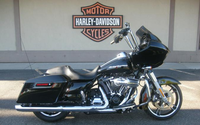 2017 Harley-Davidson Road Glide Special Vivid Black