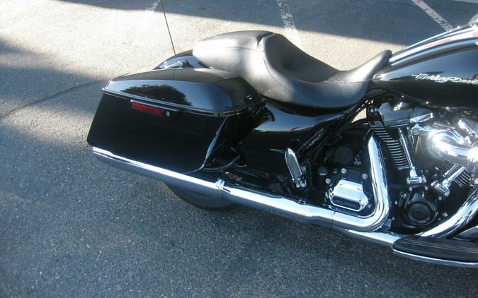 2017 Harley-Davidson Road Glide Special Vivid Black