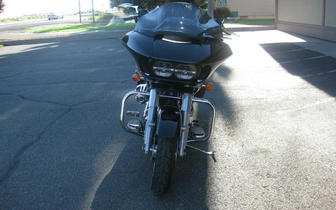 2017 Harley-Davidson Road Glide Special Vivid Black