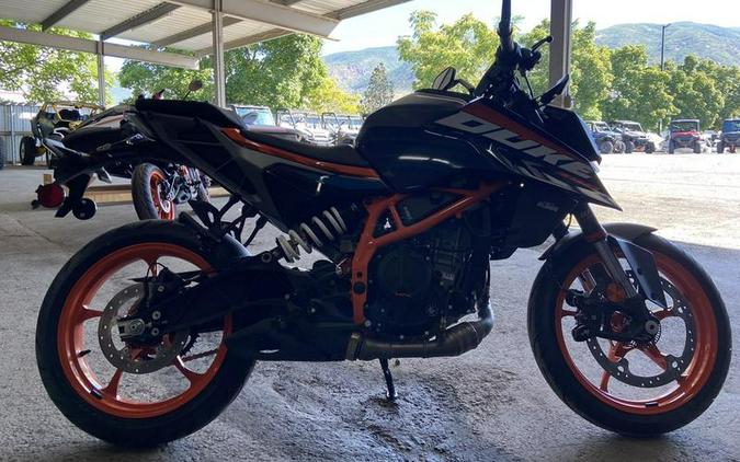 2024 KTM 390 Duke