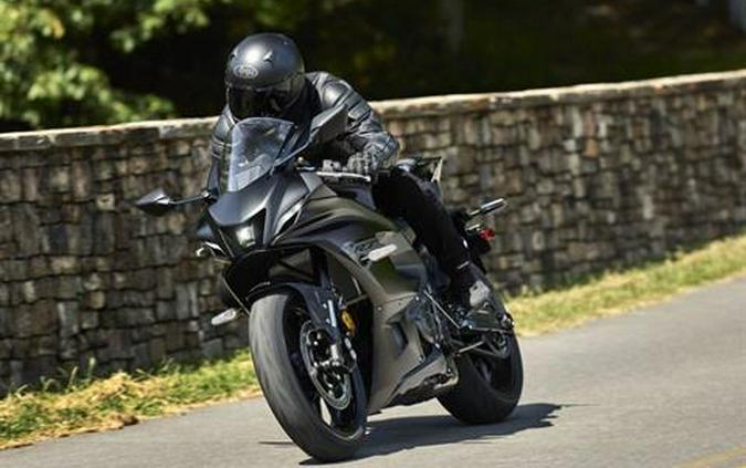 2025 Yamaha YZF-R7