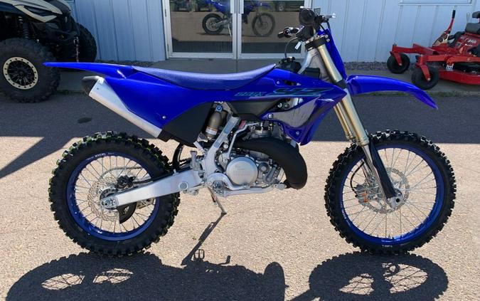 2023 Yamaha YZ250X First Look [8 Fast Facts, 15 Photos, Specs]