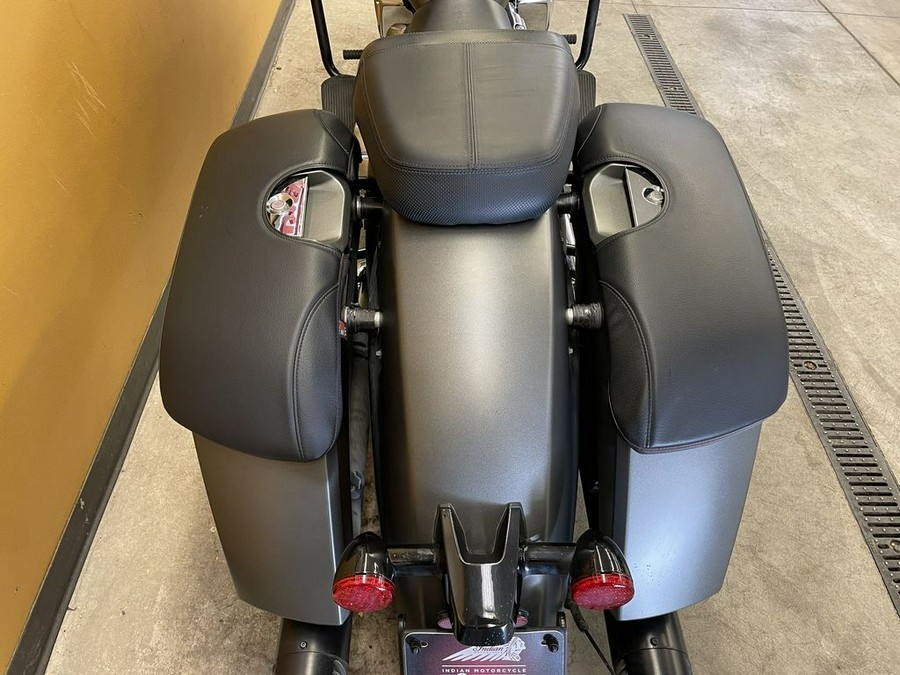 2021 Indian Motorcycle® Challenger® Titanium Smoke