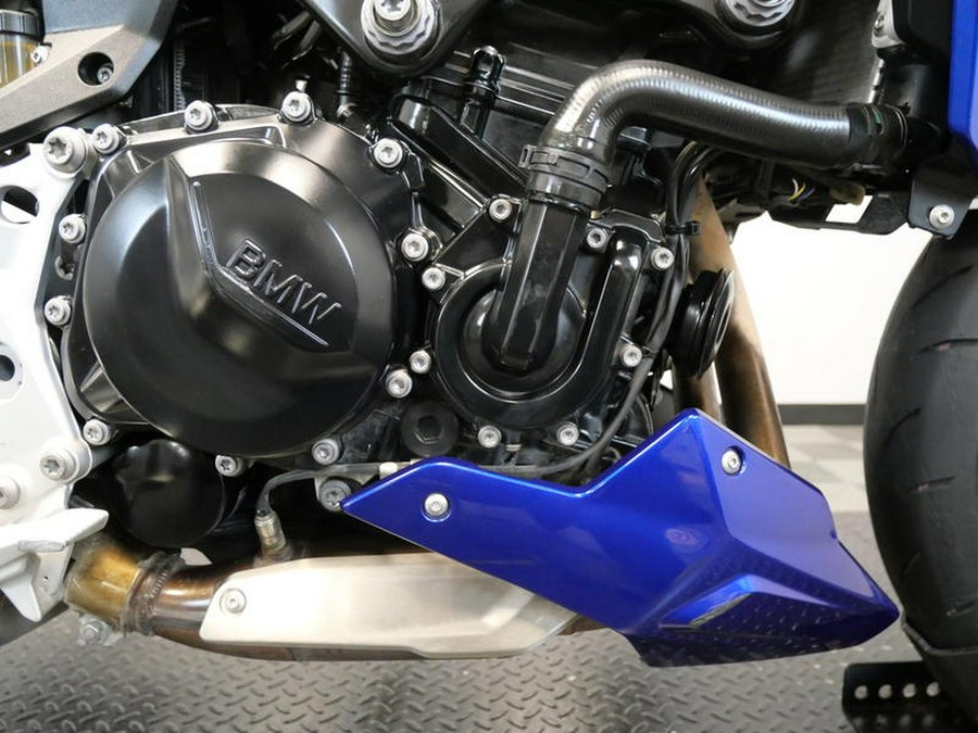 2023 BMW F 900 R Premium