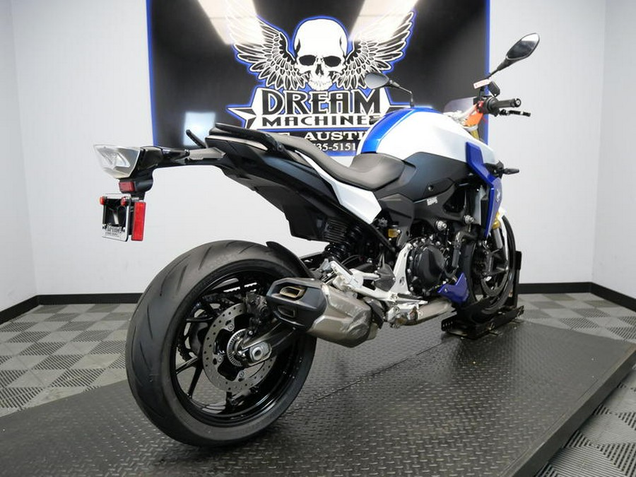 2023 BMW F 900 R Premium