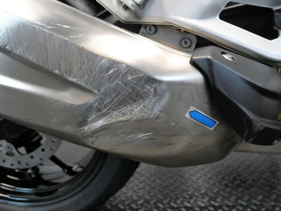 2023 BMW F 900 R Premium