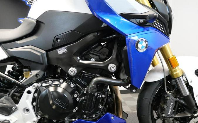 2023 BMW F 900 R Premium