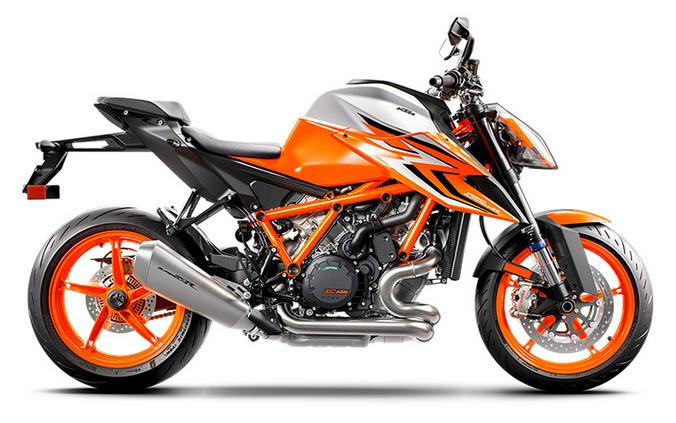 2022 KTM 1290 Super Duke R Evo Review [17 Track + Street Fast Facts]