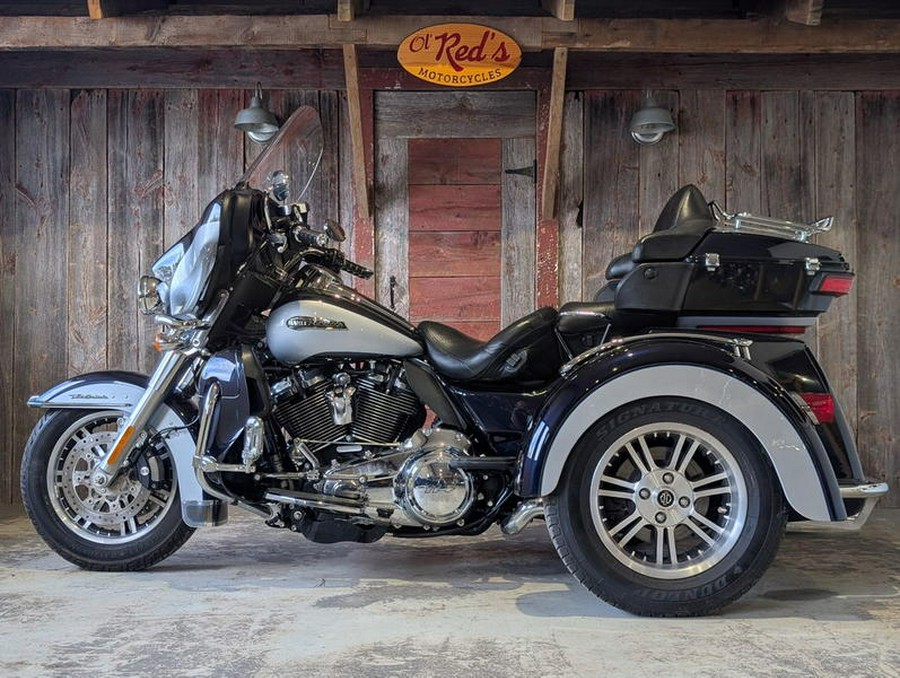 2019 Harley-Davidson® FLHTCUTG - Tri Glide® Ultra