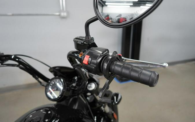 2021 Indian Motorcycle® Scout® Bobber Sixty ABS Thunder Black