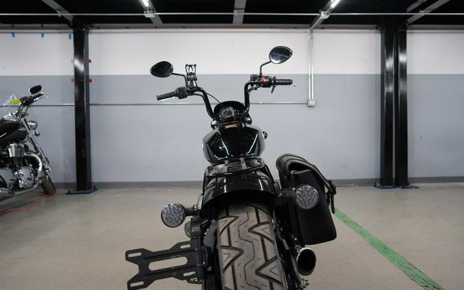 2021 Indian Motorcycle® Scout® Bobber Sixty ABS Thunder Black