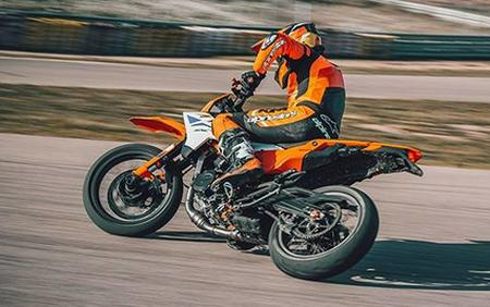 2026 KTM SMC 390 R