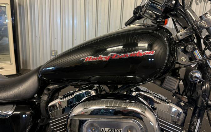 2006 Harley-Davidson SPORTSTER 1200 CUSTOM