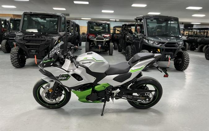 2024 Kawasaki Ninja® 7 Hybrid ABS