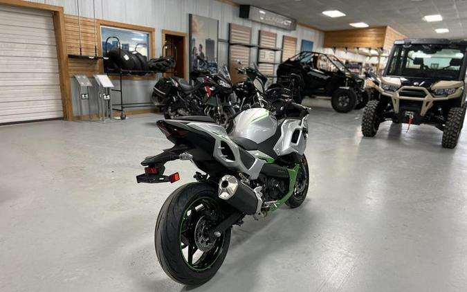 2024 Kawasaki Ninja® 7 Hybrid ABS