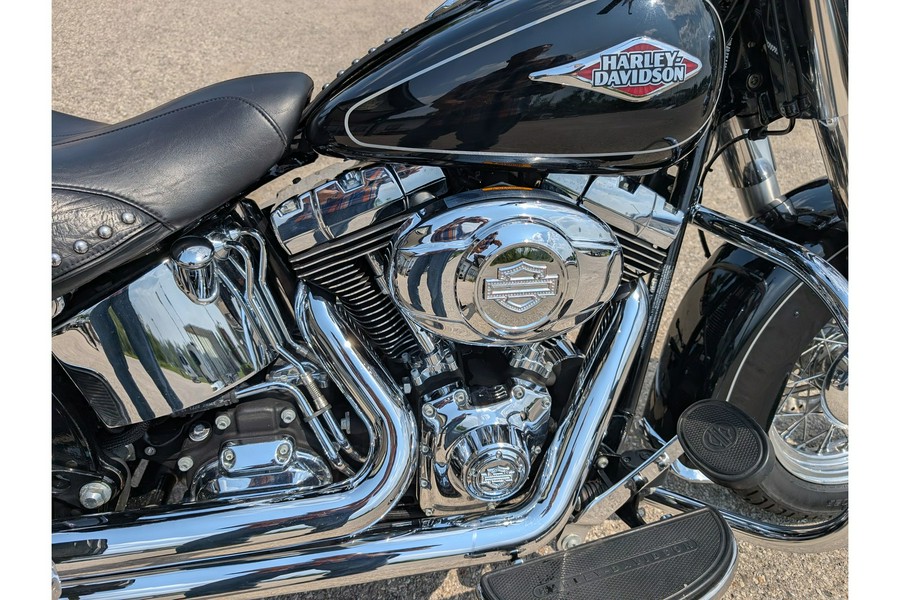 2012 Harley-Davidson® FLSTC Heritage Softail® Classic