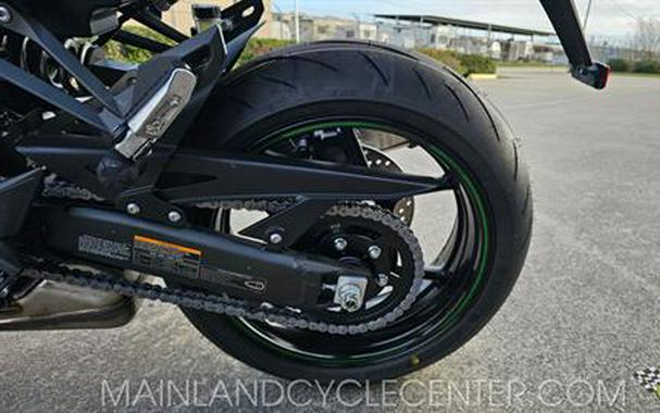 2025 Kawasaki Ninja 1100SX ABS