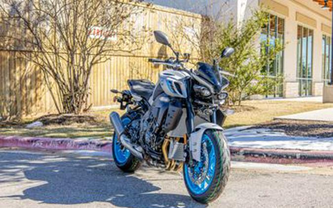 New 2025 YAMAHA MT10