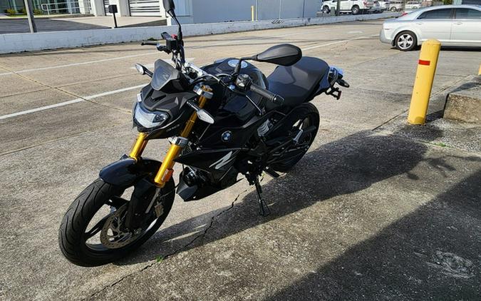 2025 BMW G 310 R Style Passion