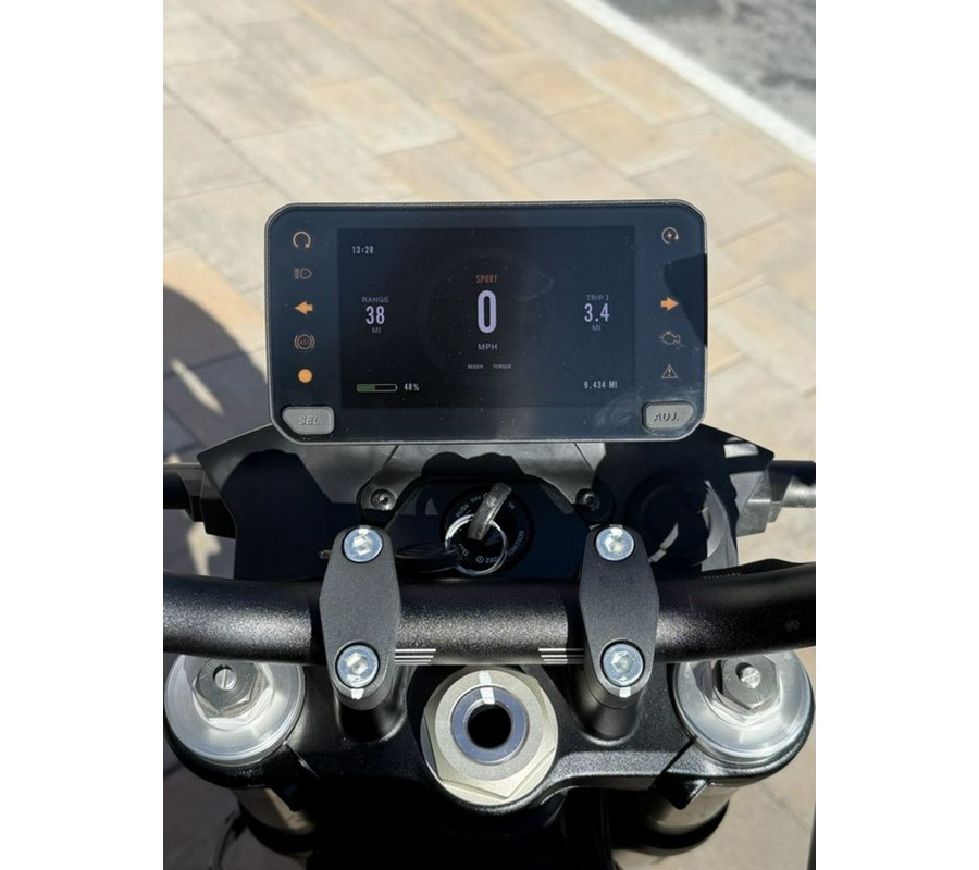 2023 Zero DS ZF 7.2 Power Tank