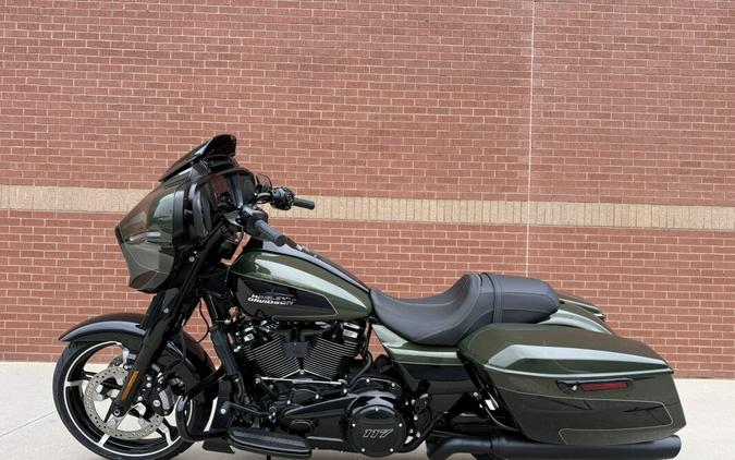 2026 Harley-Davidson® Street Glide® Olive Steel Metallic / Vivid Black Black Trim