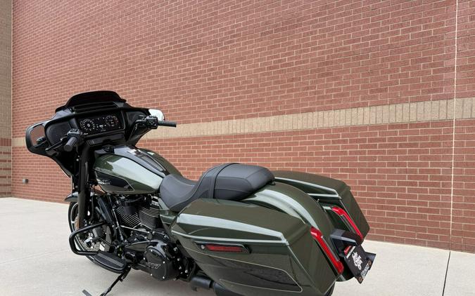 2026 Harley-Davidson® Street Glide® Olive Steel Metallic / Vivid Black Black Trim