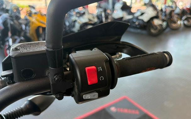 2019 KTM SMC 690 R