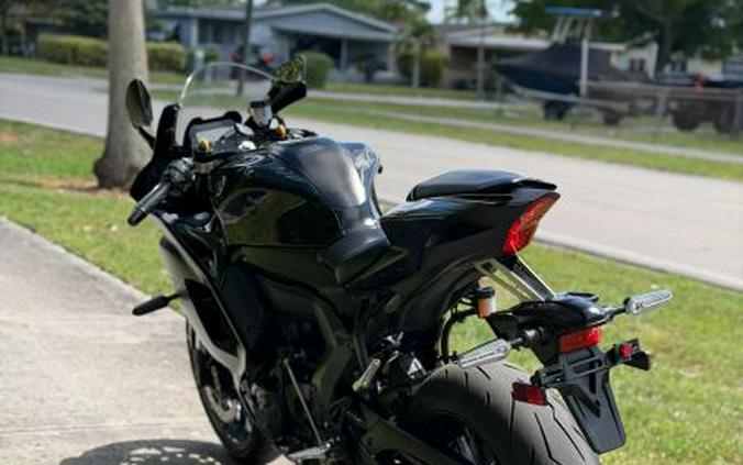 2025 Yamaha YZF-R7
