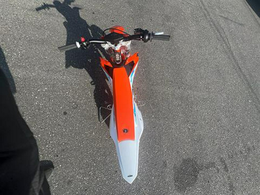 2024 KTM SX-E 5