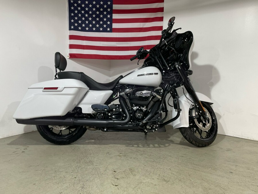 2020 Harley-Davidson Street Glide® Special