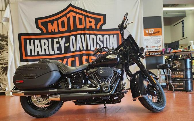 2023 Harley-Davidson® FLHCS - Heritage Classic