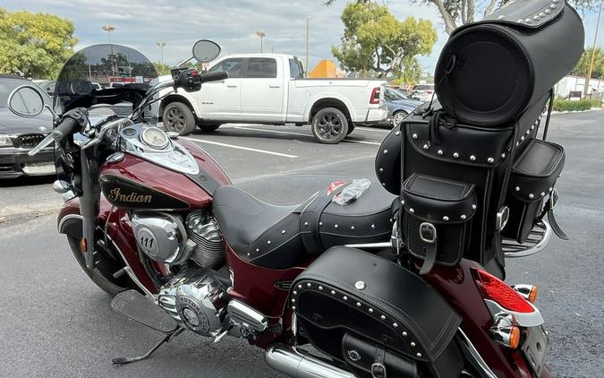 2017 Indian Motorcycle® Chief® Classic Burgundy Metallic Over Thunder Black