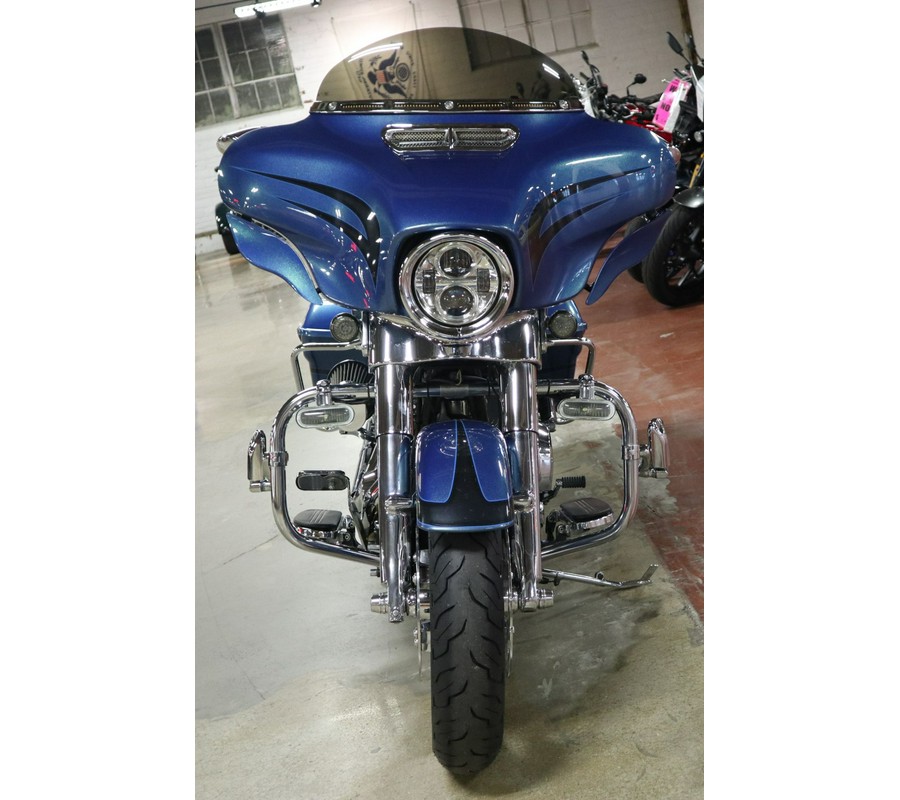 2014 Harley-Davidson Street Glide®