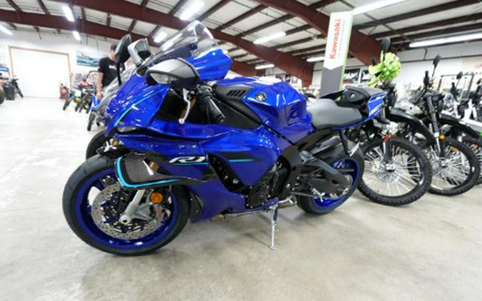 2026 Yamaha YZF-R1