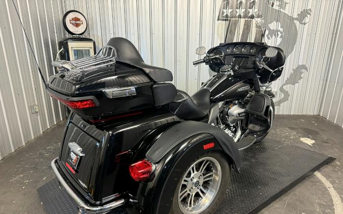 2014 Harley-Davidson TRI GLIDE ULTRA CLASSIC