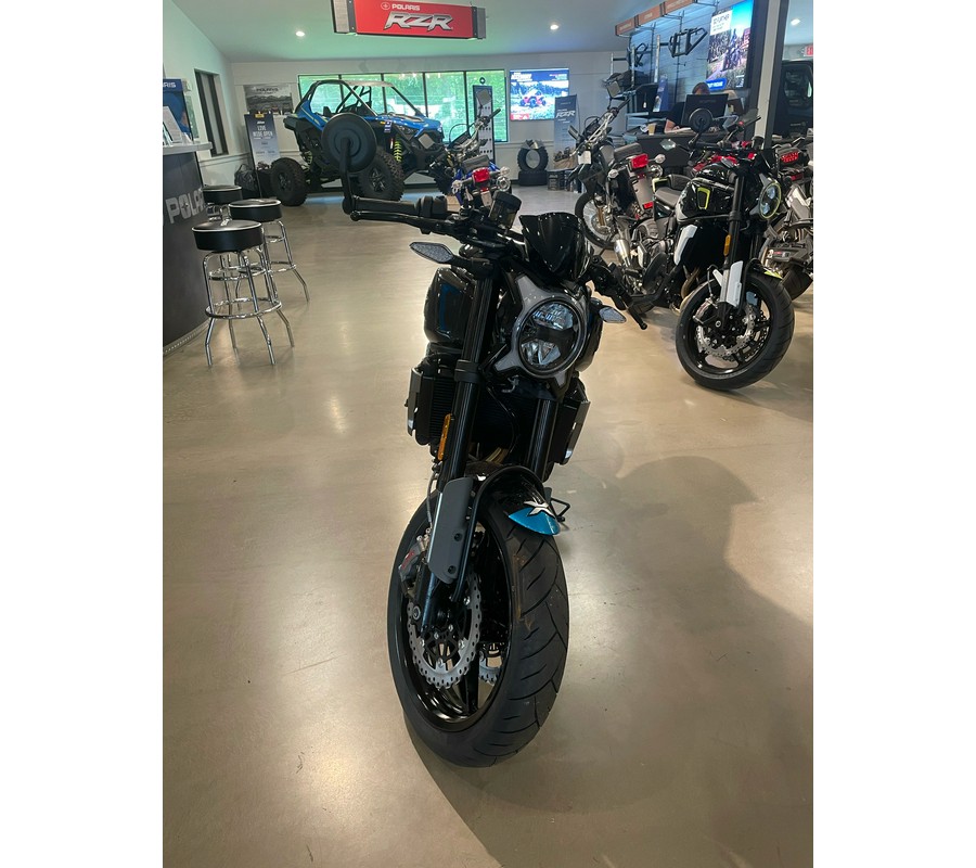 2024 CFMOTO 700CL-X Sport