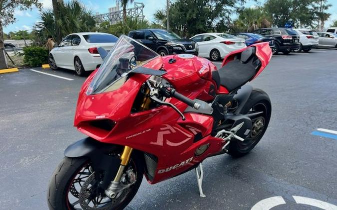 2018 Ducati Panigale V4 S