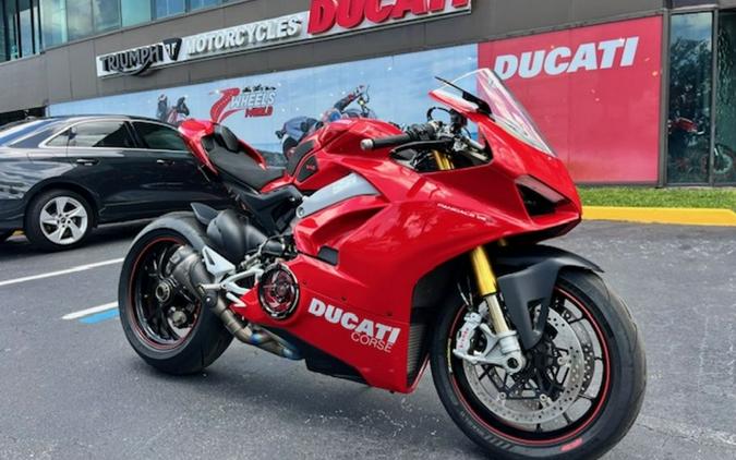 2018 Ducati Panigale V4 S