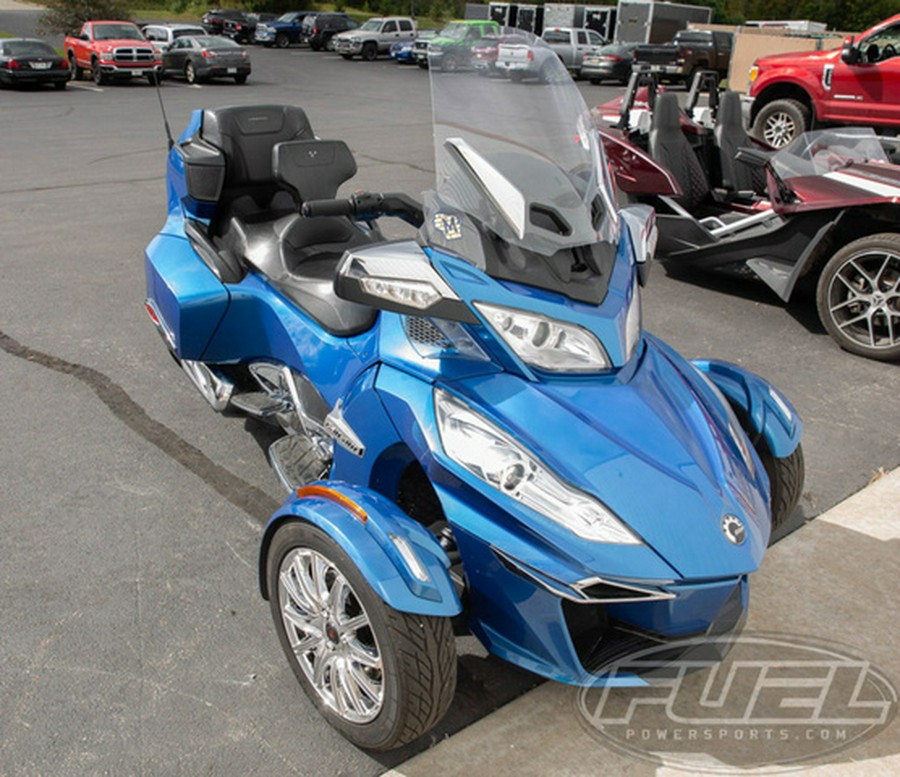 2018 Can-Am Spyder RT 6-Speed Semi-Automatic With Reverse (SE