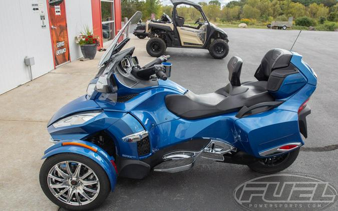 2018 Can-Am Spyder RT 6-Speed Semi-Automatic With Reverse (SE