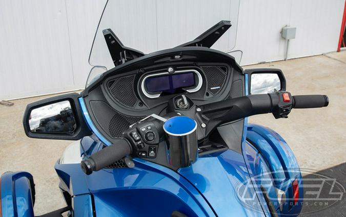 2018 Can-Am Spyder RT 6-Speed Semi-Automatic With Reverse (SE