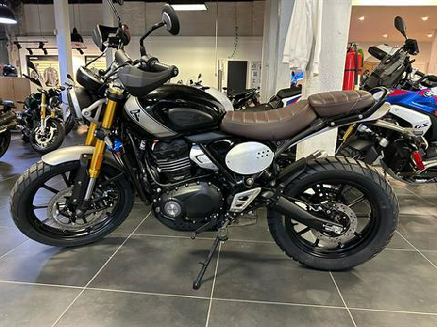 2024 Triumph Scrambler 400 X