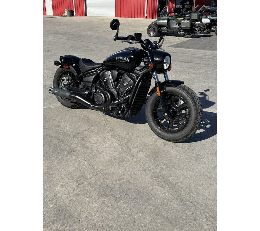 2025 Indian Motorcycle® Scout® Bobber Black Metallic