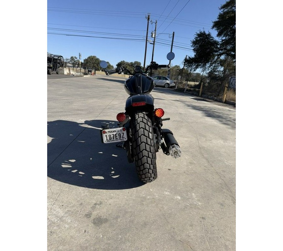 2025 Indian Motorcycle® Scout® Bobber Black Metallic