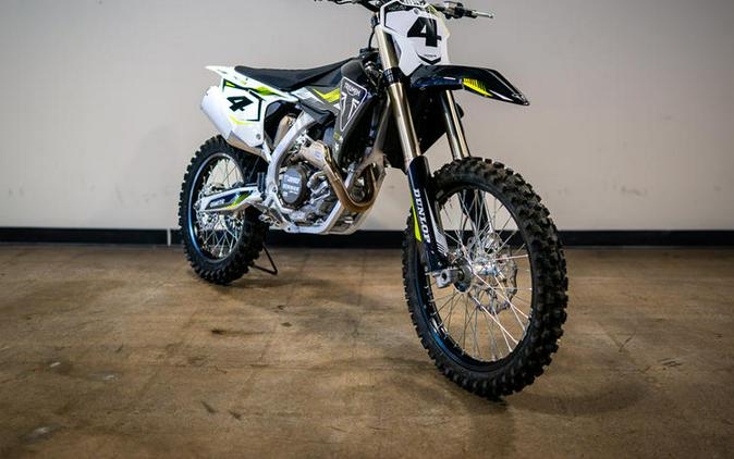 2025 Triumph TF 450-RC Edition Jet Black/Pure White