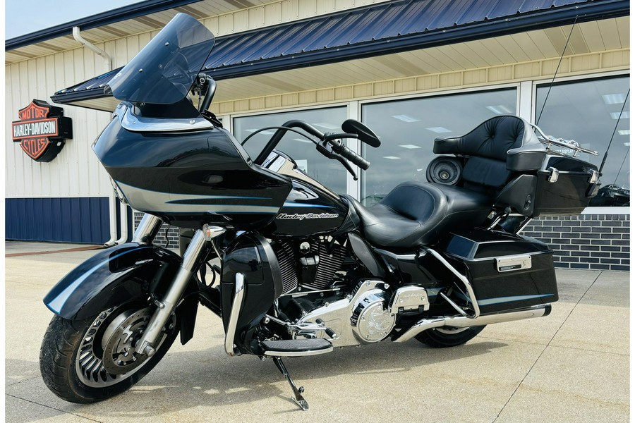 2013 Harley-Davidson® ROAD GLIDE ULTRA 103