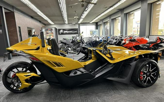 2024 Polaris Slingshot® Slingshot® R AutoDrive Gold Rush