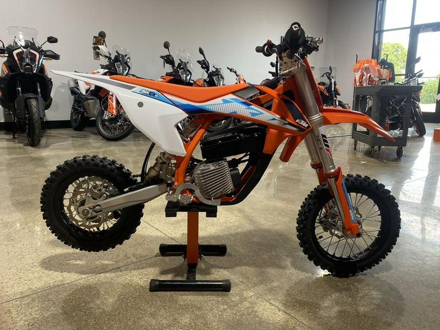 2024 KTM SX-E 5