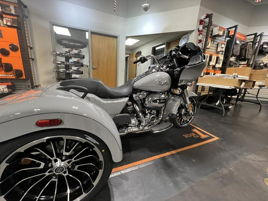 2024 Harley-Davidson® FLTRT - Road Glide® 3