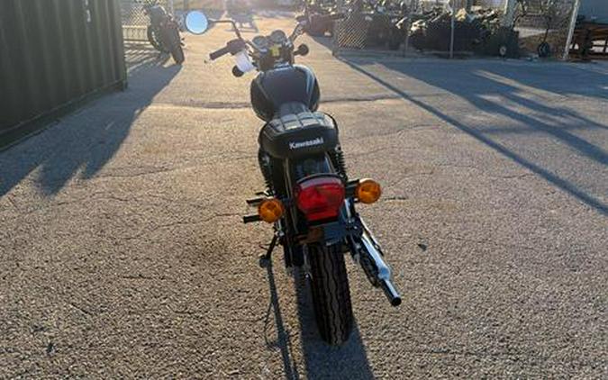 2025 Kawasaki W230 ABS